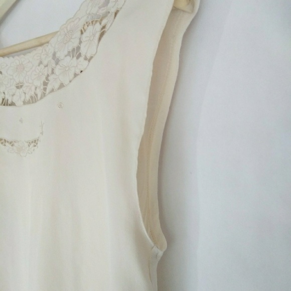 LC Lauren Conrad top - Picture 3 of 7